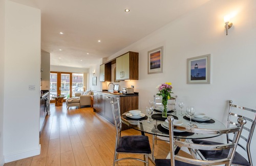 Tewitfield House | Swan House - Two Bedroom House, Sleeps 4