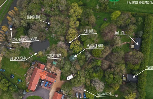 North Wheatley Apartment | Swan Lodge With Hot Tub, Sauna and Treatments
