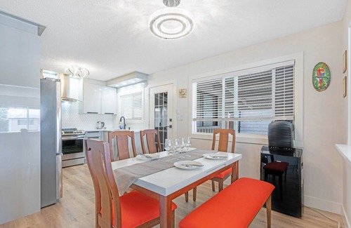 Mission House | Swan Place - Cheerful 3-bedroom home in Mission