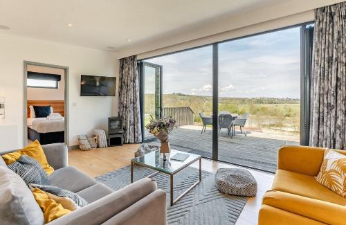 Lewes Resort | Swanborough Lakes Luxury Lodges