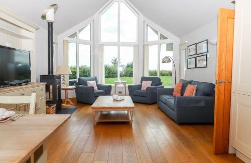 Eleighwater House | Swandown, 12 Kittwhistle