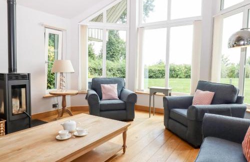 Eleighwater House | Swandown, 12 Kittwhistle