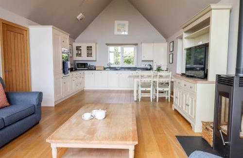 Eleighwater House | Swandown, 12 Kittwhistle