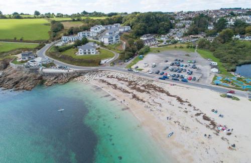 Maenporth House | Swanpool View