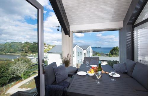 Maenporth House | Swanpool View