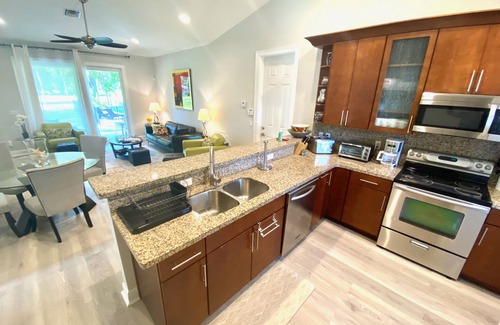 Lake Worth House | Swans Nest East -2BDRM Tropical Oasis/Heated Pool