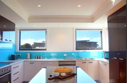 Swansea Apartment | Swansea Oasis - Freycinet Holiday Houses