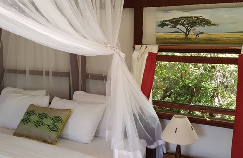 Athi River Cabin | Swara Acacia Lodge