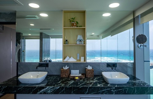 Kamadhoo Hotel | Swarn by Hawks Hotels