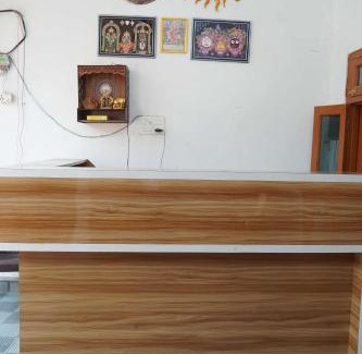Haraiya Hotel | Swastik Ashram
