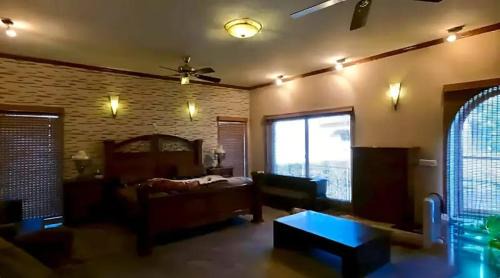Sahibganj Hotel | Swastipura Lounge