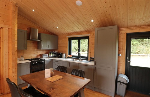Driffield Cottage | SWAYTHORPE LODGE, pet friendly, with a garden in Nafferton