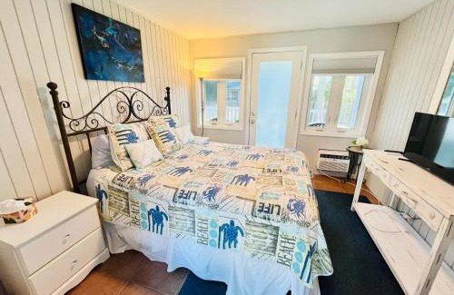 Seabreeze House | Swedes street 202