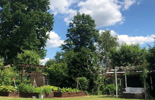 Altlandsberg House | Swedish summer house in the countryside near the lake.