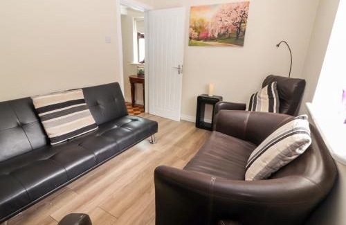 MacGillycuddy's Reeks House | Sweeney's Cottage