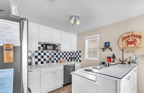 Lincoln City House | Sweeping ocean views for your families getaway with easy access to great beaches