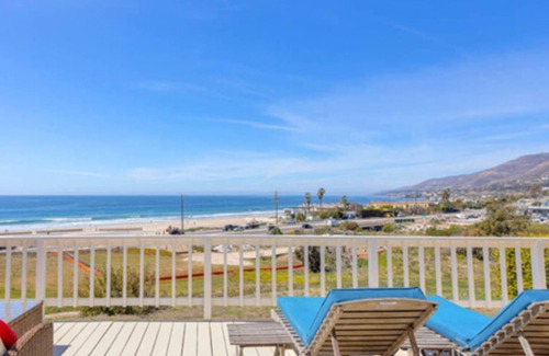 Western Malibu House | Sweeping Ocean Views of Zuma Beach