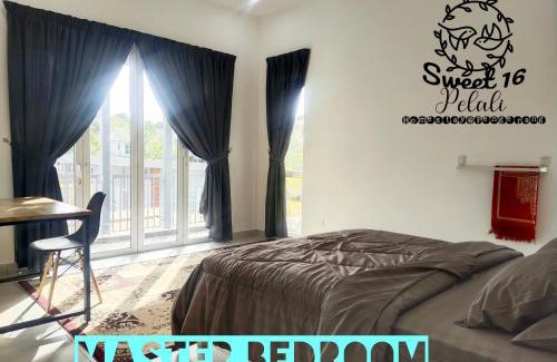 Pengerang House | Sweet 16 Pelali Homestay Pengerang (Wifi/Netflix)