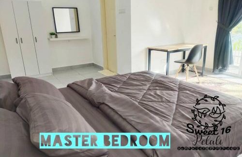Pengerang House | Sweet 16 Pelali Homestay Pengerang (Wifi/Netflix)