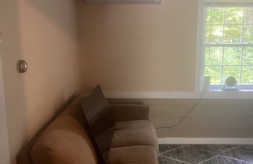 Naples Apartment | Sweet apartment walking distance to Captain Jacks and Causeway