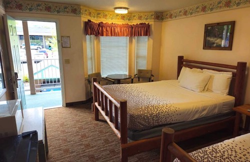 Grants Pass Hotel | Sweet Breeze Inn
