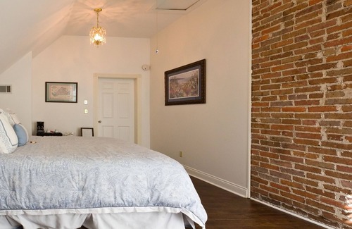 Downtown Historic Bed & Breakfast | Sweet Cane Inn
