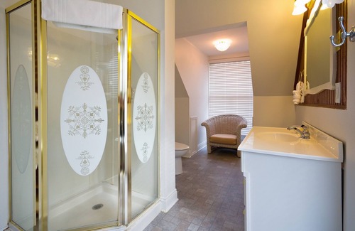 Downtown Historic Bed & Breakfast | Sweet Cane Inn