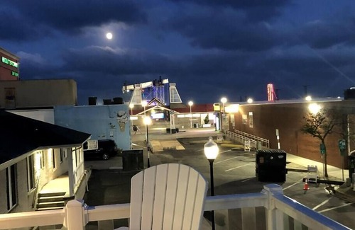 Ocean City Apartment | Sweet Caroline -Boardwalk, Luxury, 2 Bedroom, OCMD