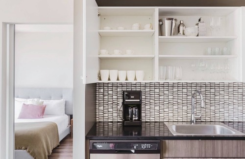 Theatre District Apartment | Sweet Chinatown/Theater Dist 2BR w/Gym, close to Bars, by Blueground