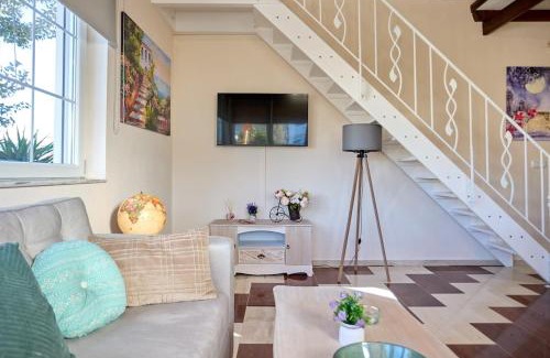 Chios Apartment | Sweet Cottage In The City