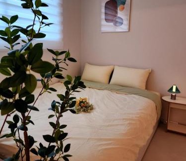 Gangseo Apartment | Sweet Dream House #A Quiet Rest That Warmly Embraces You Even on Unfamiliar Nights