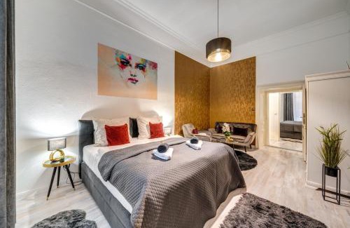 Terezvaros Apartment | Sweet Dreams at Opera House Downtown