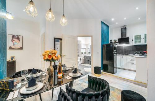 Terezvaros Apartment | Sweet Dreams at Opera House Downtown