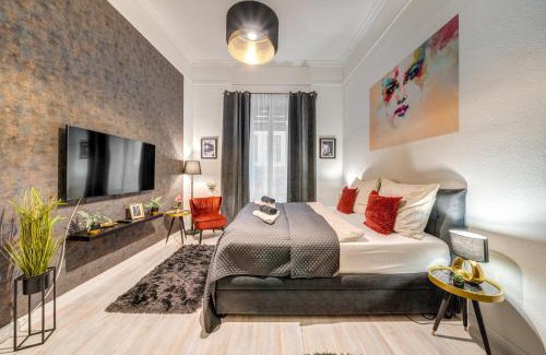 Terezvaros Apartment | Sweet Dreams at Opera House Downtown
