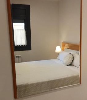 Campdevanol Apartment | Sweet Dreams