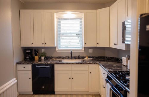 Palmyra House | Sweet Escape |just minutes from Hershey, PA