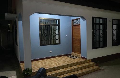 Kunduchi House | Sweet Family & Friendly home in Kunduchi