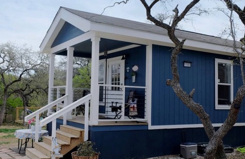 Canyon Lake Cottage | Sweet Ginger Cottage
