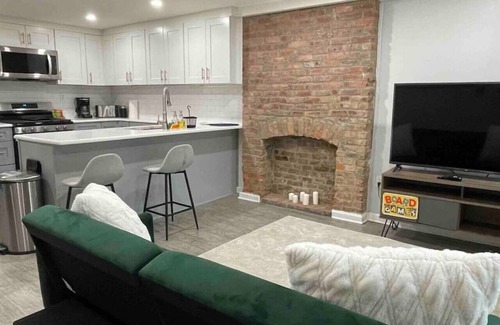 Communipaw House | Sweet Home - 20 minutes to NYC