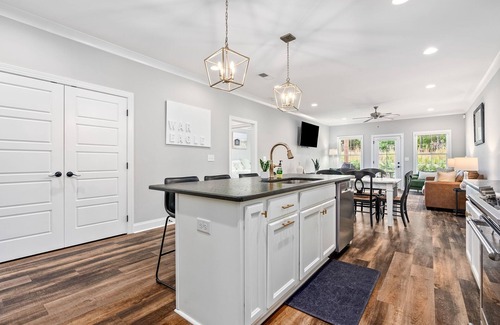 Auburn - Opelika House | Sweet Home Auburn - Townhome minutes to campus!