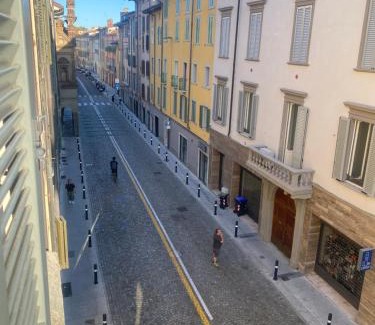Borgo San Leonardo Apartment | Sweet Home Bergamo