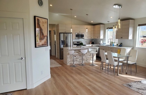 Sweet House | Sweet Home near Sweet, Sqaw Butte, Ola, Montour and Hot Springs!