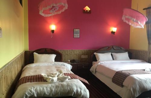 Sauraha Hotel | Sweet Home