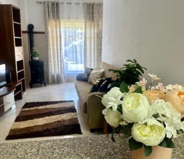 Castanheira de Pera Apartment | Sweet Home - Praia das Rocas