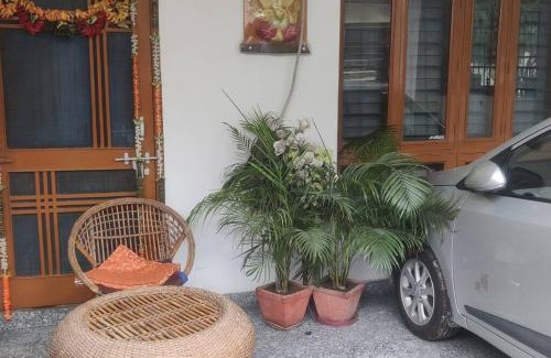 Mohangarh Apartment | Sweet Home,Stay with Maneesha&Ajay 3Rooms Kitchen