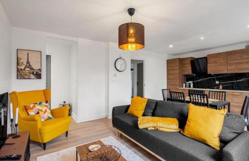 Briey Apartment | Sweet Honey Briey