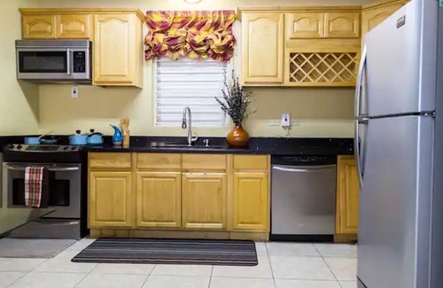 New Kingston Apartment | Sweet Kensville
