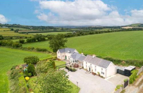 New Ross House | Sweet Lamb Farmhouse
