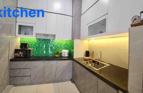 Korean Industrial Zone Apartment | Sweet Luxury Condo 2 /Pool/ 5 Beds/Near Airport