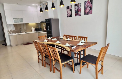 Korean Industrial Zone Condo | Sweet LuxuryCondo3/8 Beds/15 people/Pool/Near Airport/Party